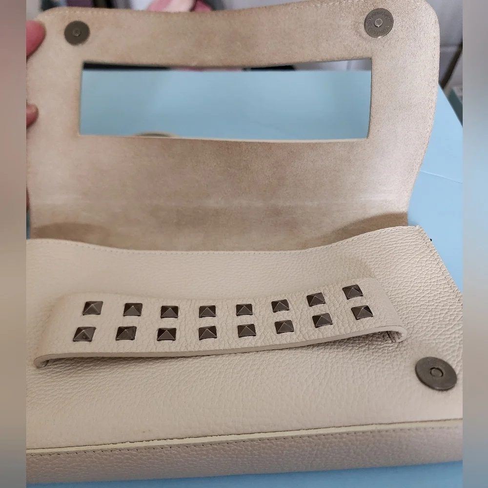 NWOT Revolve House of Harlow 1960‎ Cream White Leather Stud Clutch Crossbody Bag